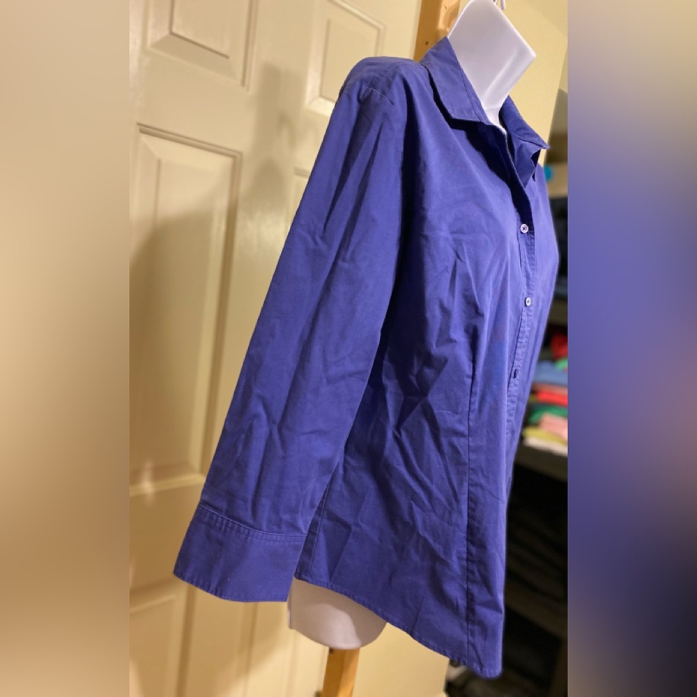 RIDERS by Lee - Woman’s purple (effortless care) button down shirt, Size: L - Picture 3 of 6